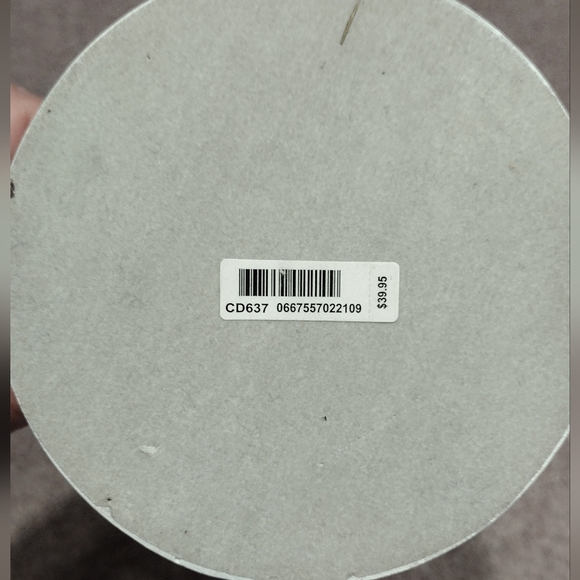 BBW 2022 Squirrel Acorns And Leaves 3- Wick Candle Pedestal - Picture 5 of 8